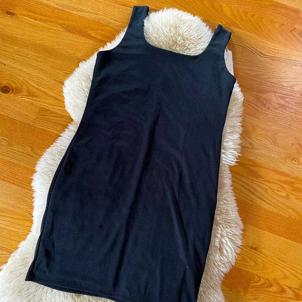 *NWT Black dress